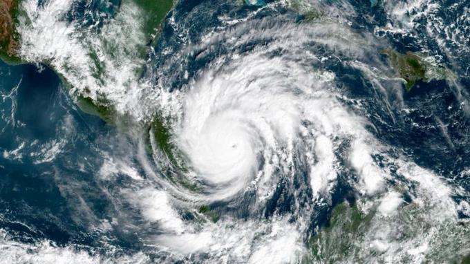 Pronostican agitada temporada de huracanes en el Atlántico